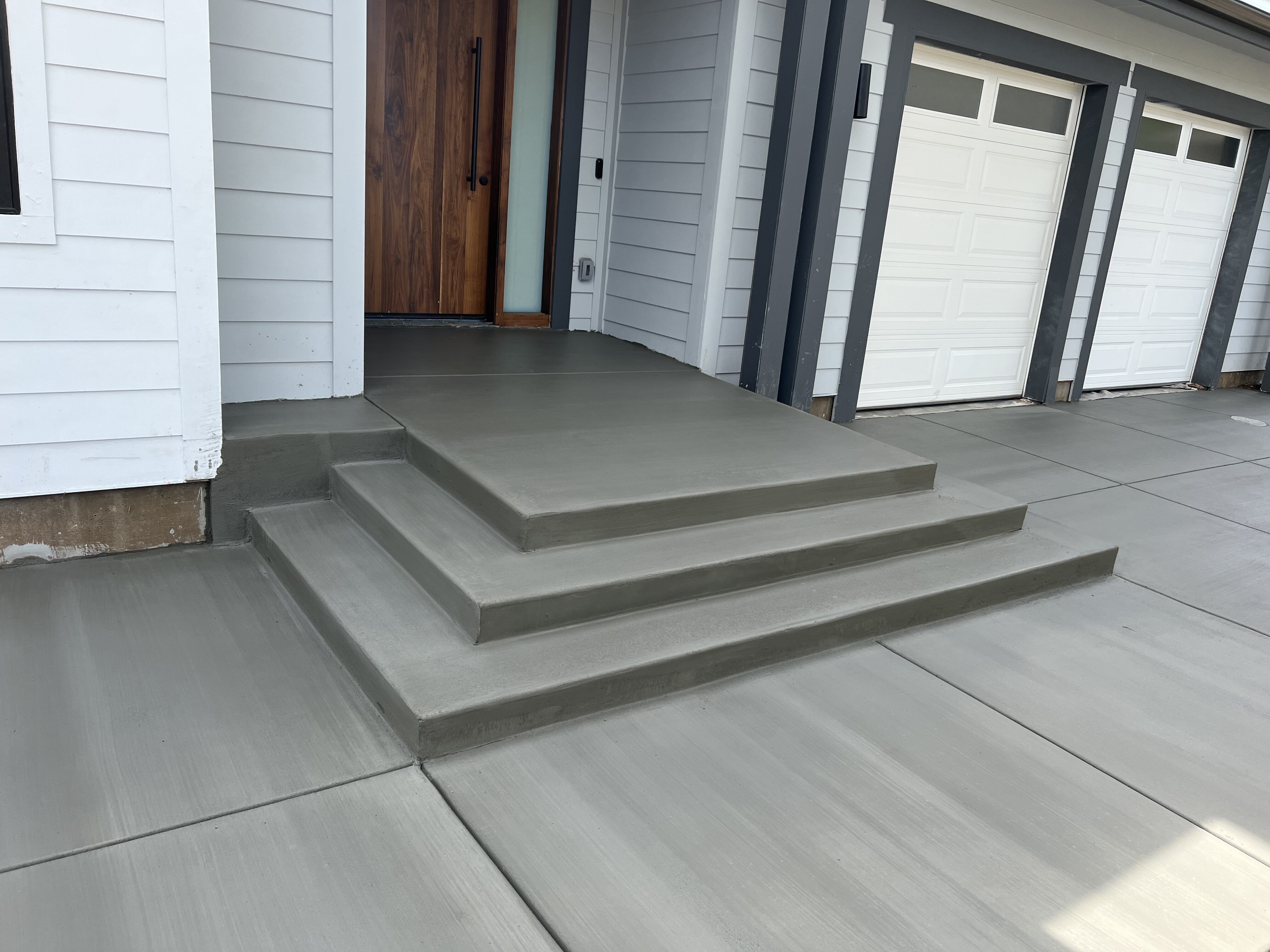 Stamped and decorative concrete installation